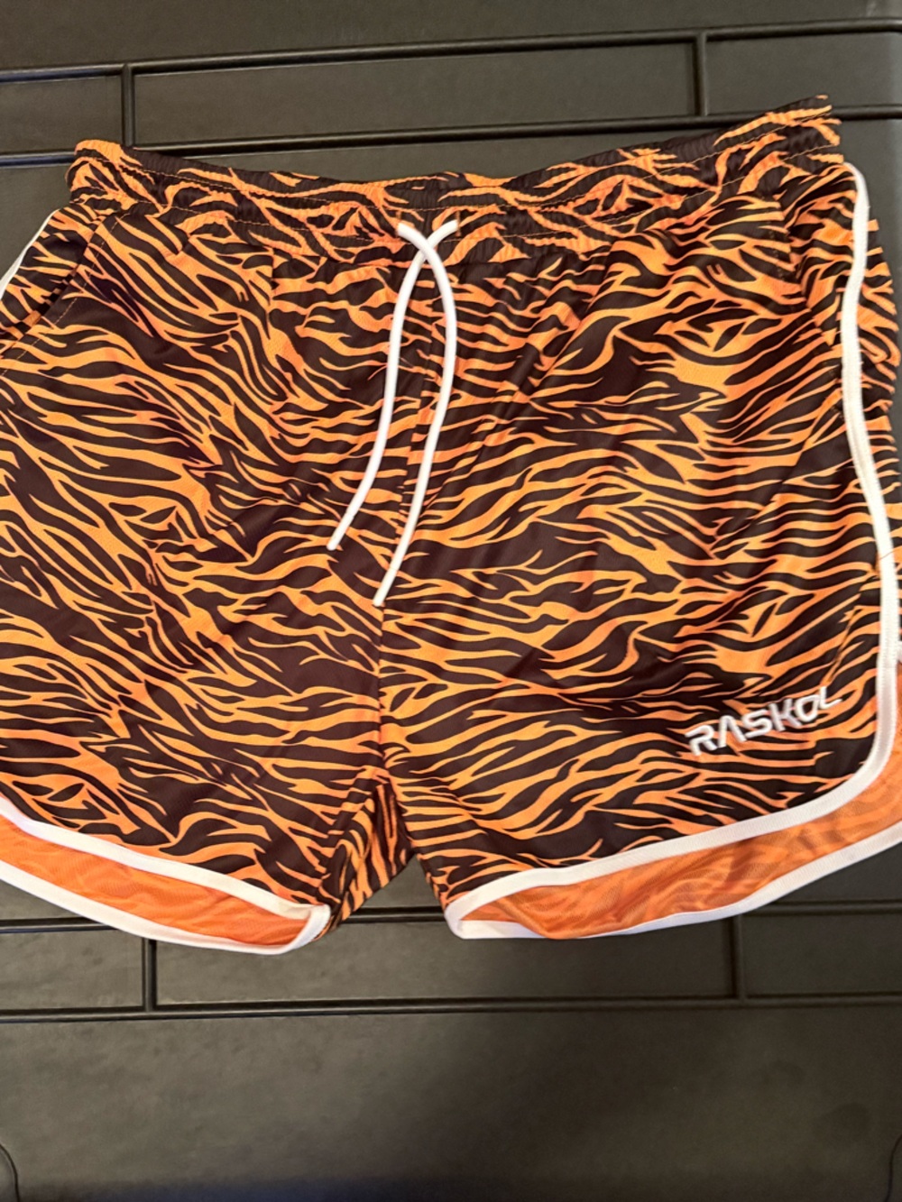 RASKOL APPAREL Men's Orange Tiger-Print Athletic Shorts